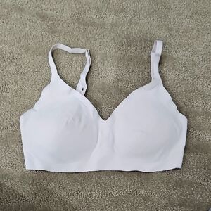 La Vie En Rose Seamless White Bra Size S